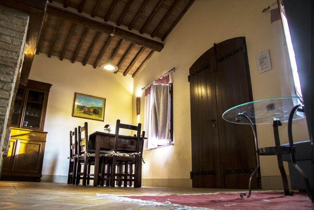 Agriturismo San Pierino Monteroni dʼArbia Exterior foto